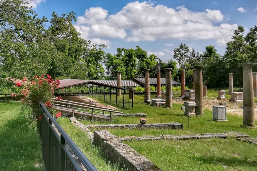 Pomeriggio: pranzo tipico e visita sui colli Piacentini
